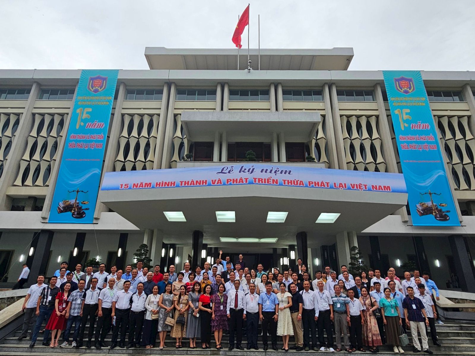 Kỷ niệm 15 năm hình thành và phát triển Thừa phát lại Việt Nam.
